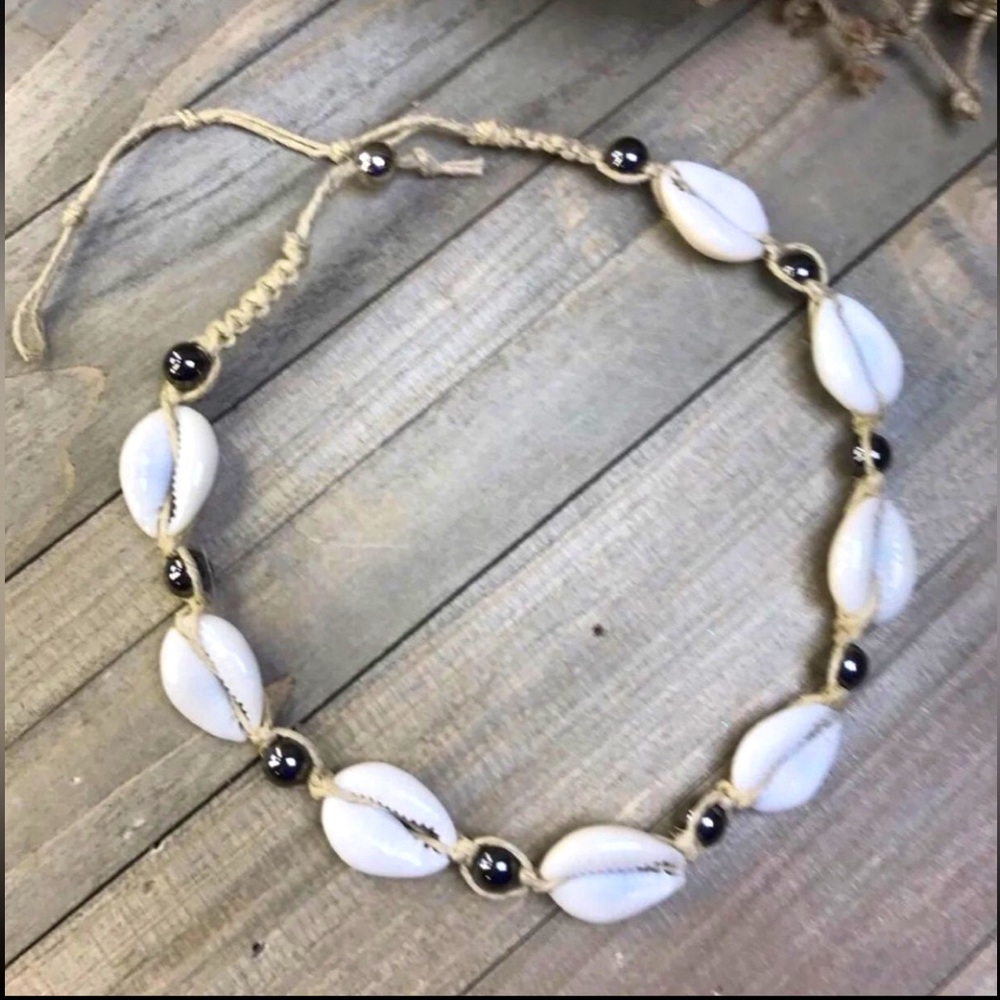 NWT SOFT HEMP UNISEX NECKLACE &/OR CHOKER COWRIE SHELLS & HEMATITE BEADS BEACH